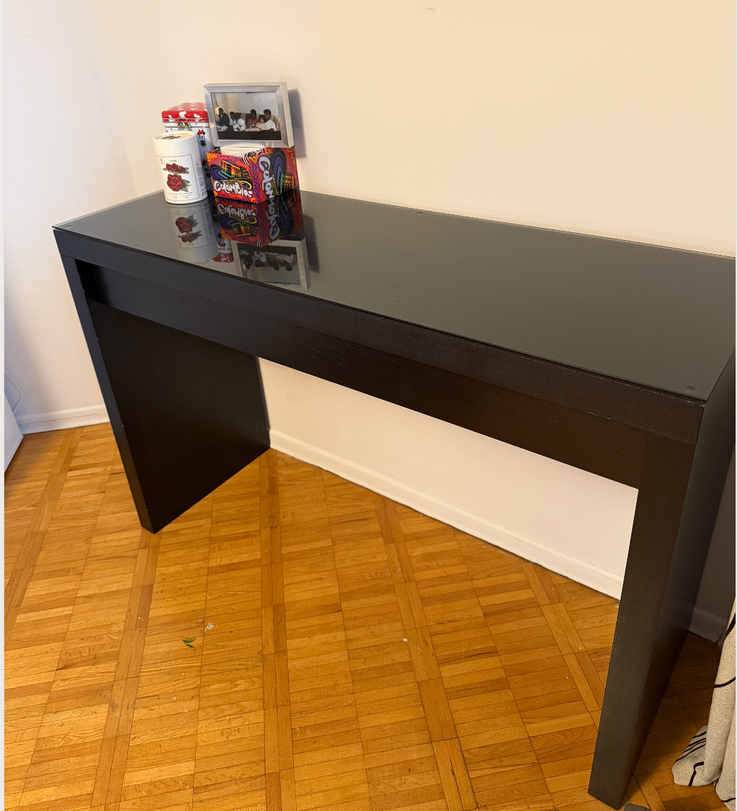 IKEA MALM Dressing Table