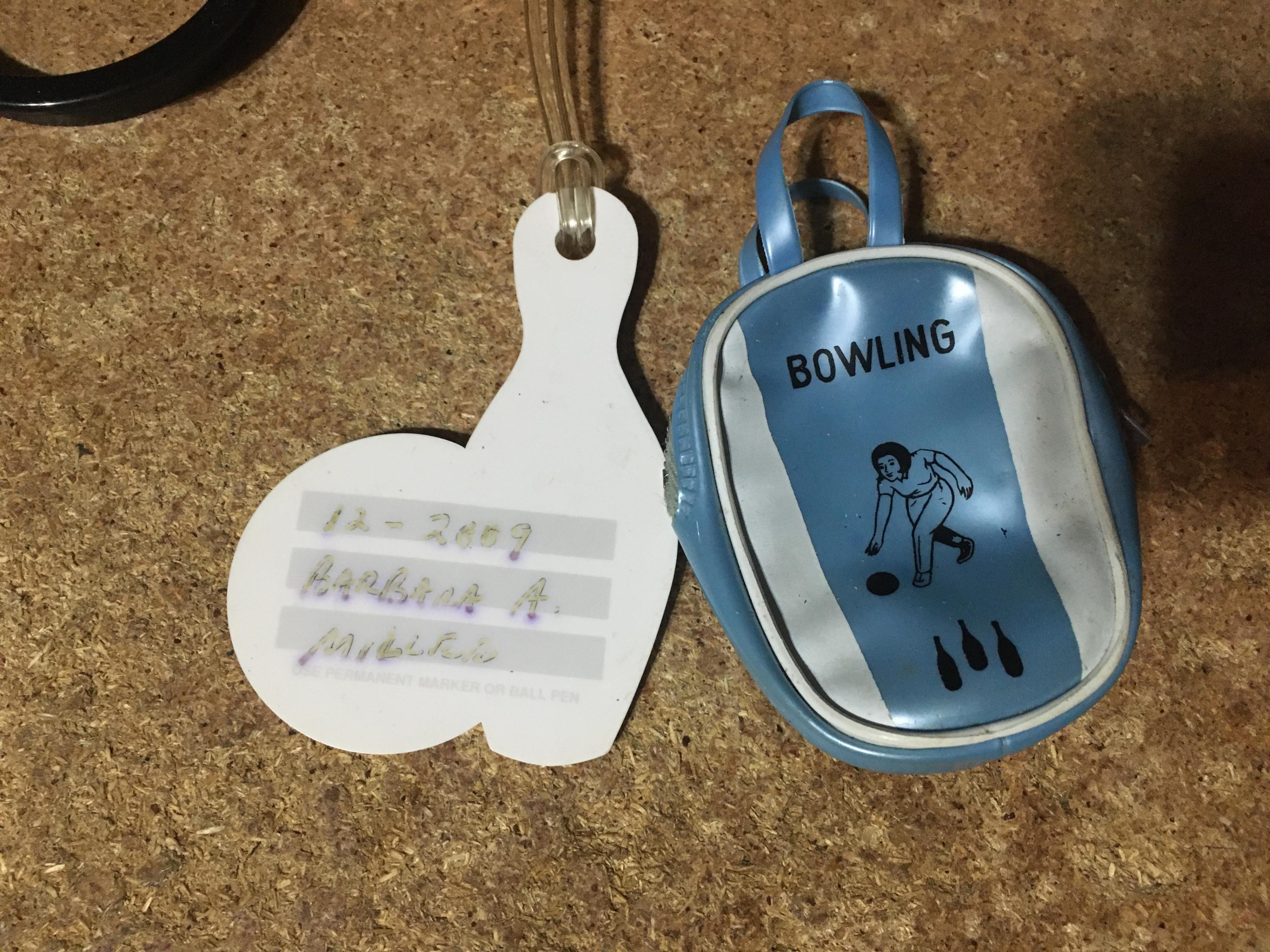BOWLING LOT BOWLING PIN PLUSH CHICAGO SUN TIMES I BEAT THE CHAMP - photo 5