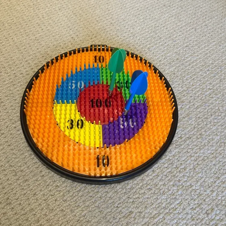 Children's Dartboard Toy with Suction Darts