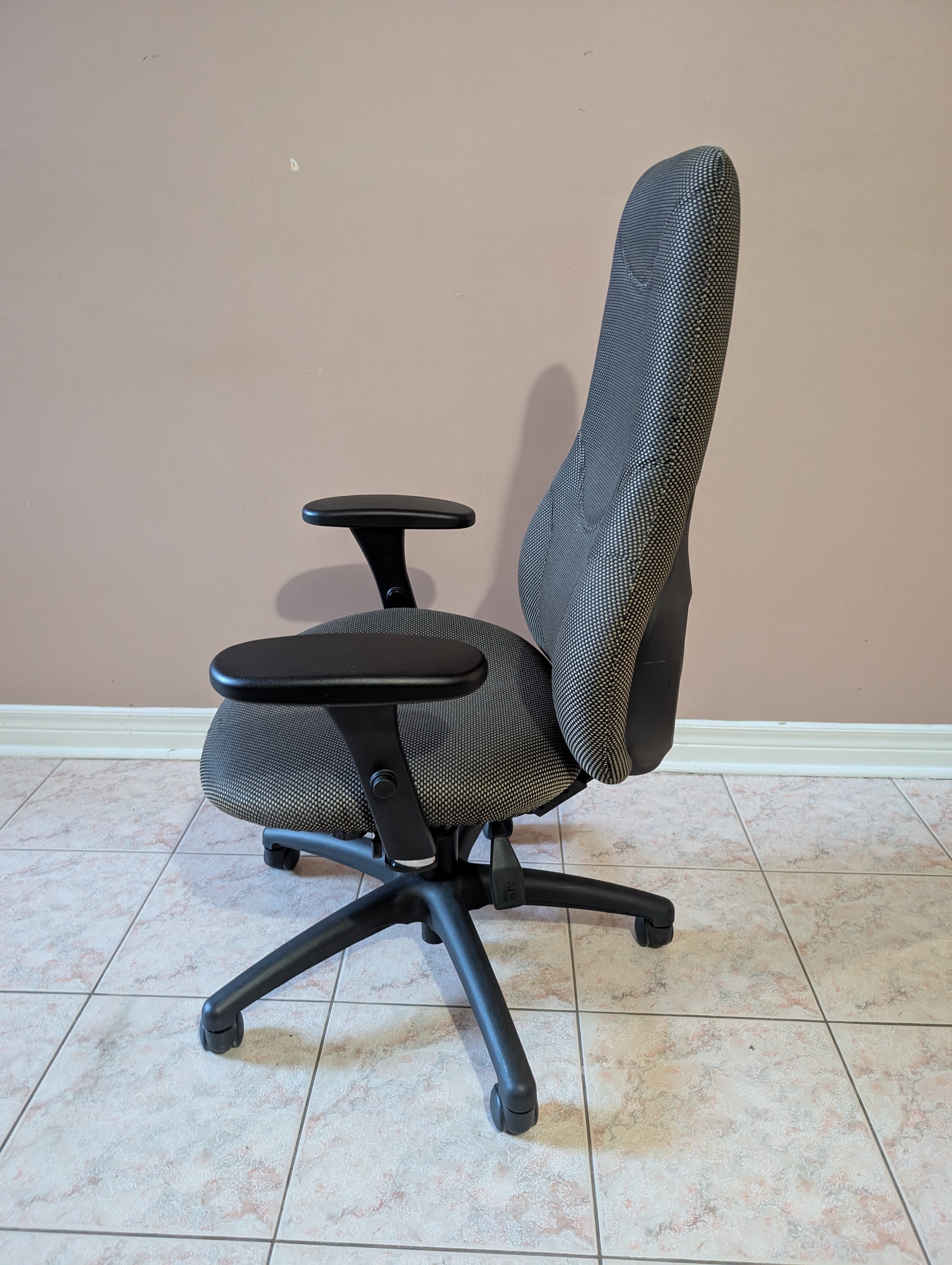 Global Ergonomic Office Chair – High Back - photo 2