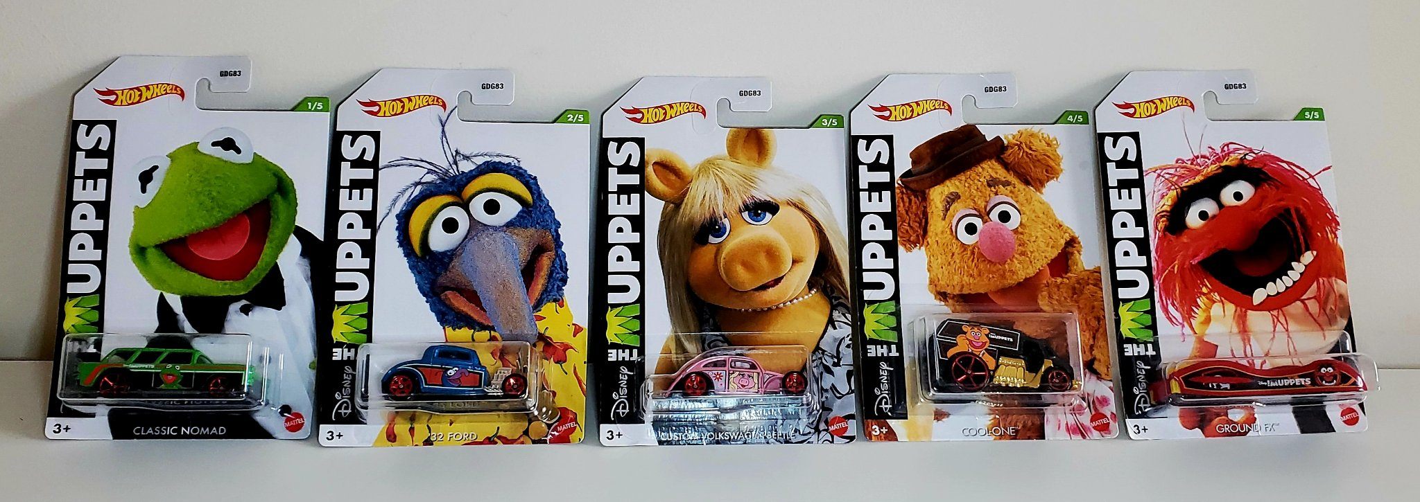Hot Wheels Muppets Complete 5-Car Set - New on Card