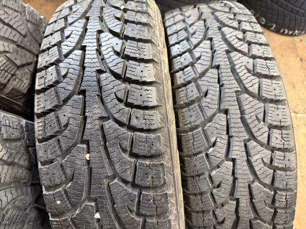 SET of 215/70/16 M+S 100T Hankook Ipike RW11 with 90% tread - photo 2