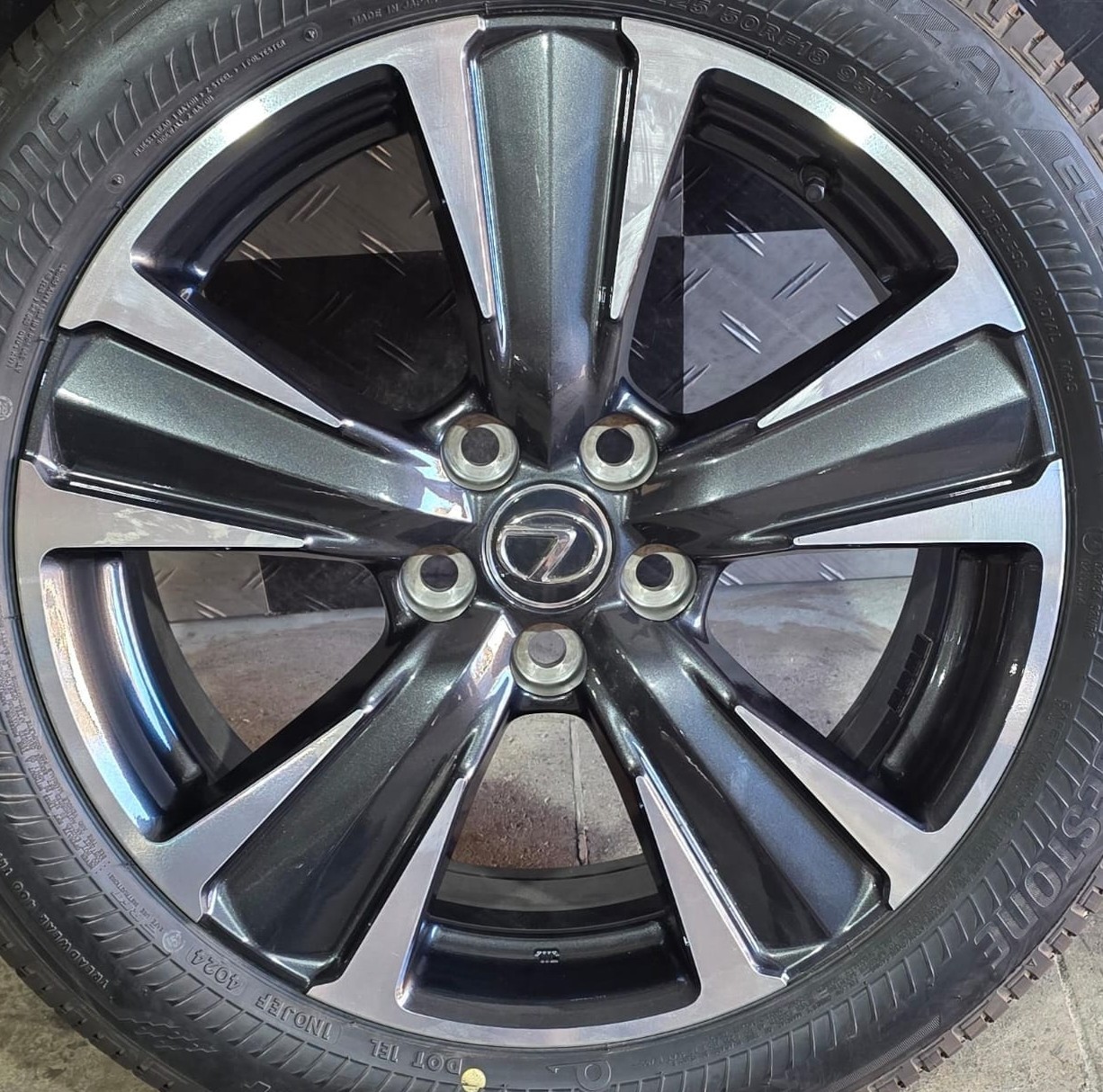 OEM 18”Lexus ES/ UX/ Camry(5x114)+225/50/R18 Kapsen snows+TPMS