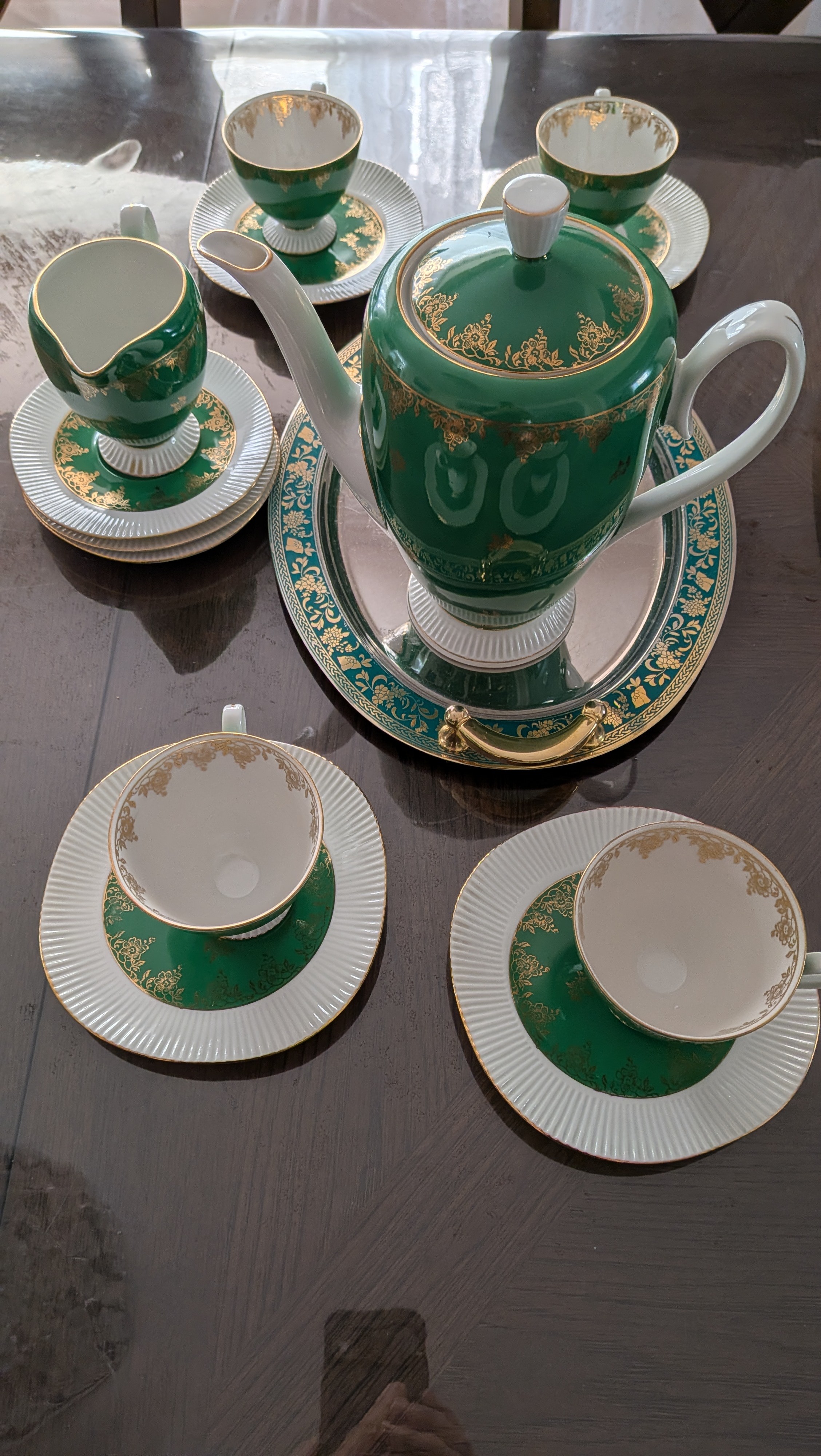 Vintage Green&Gold Porcelain Tea/Coffee Set with Tray–OBO