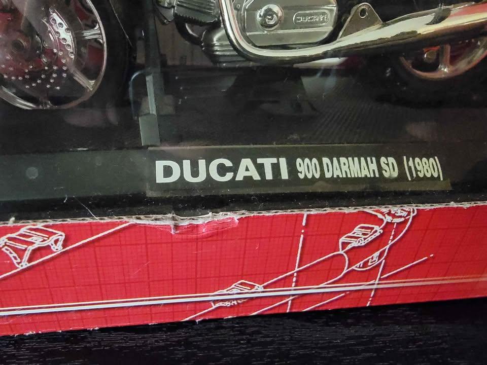 Guiloy ducati 900 darmah 1/10 die-cast Motorcycle - photo 3