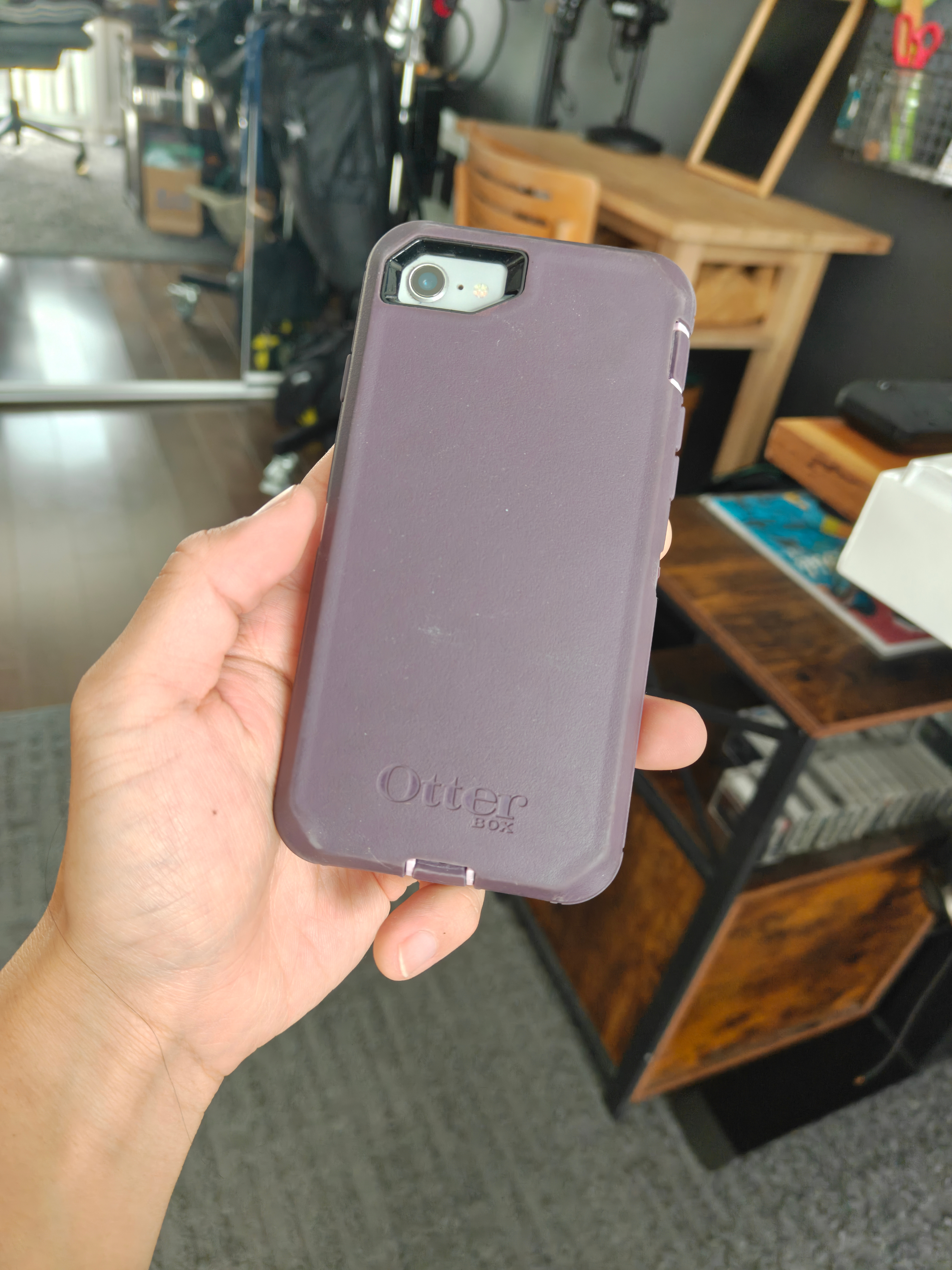 White Apple IPhone 8 - photo 5
