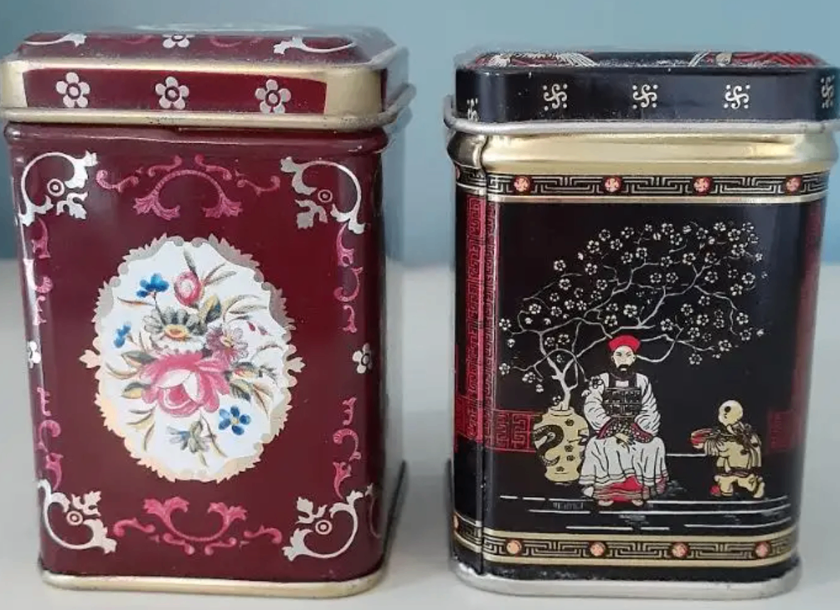 Vintage floral and Asian design small metal storage tins - photo 3