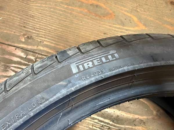 1 x single 225/40/19 Pirelli P7 Cinturato A/S RFT w 60% tread - photo 4