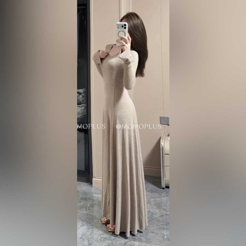 Quiet Luxury Tan Long Sleeve Knit Maxi Dress - photo 3
