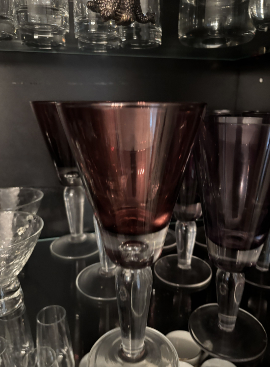 Vintage Set of 9 Purple Amethyst Glass Goblets with Clear Stems - photo 5