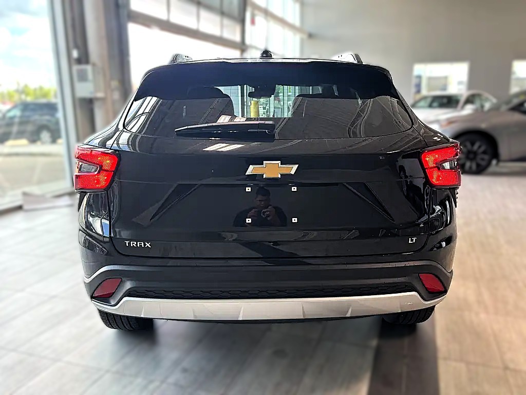 2026 Chevrolet Trax - photo 4