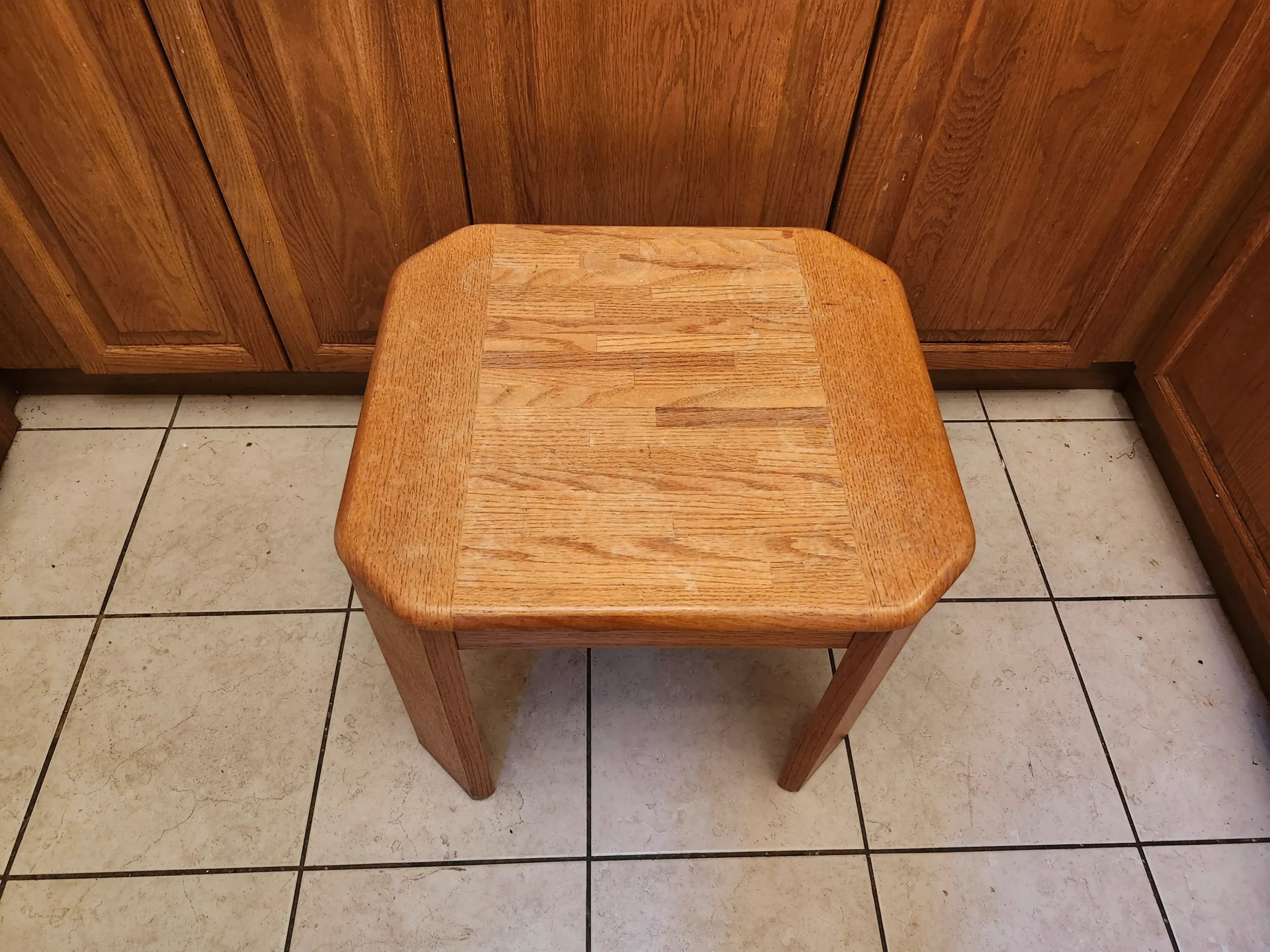 Solid wood coffee table / side table / end table