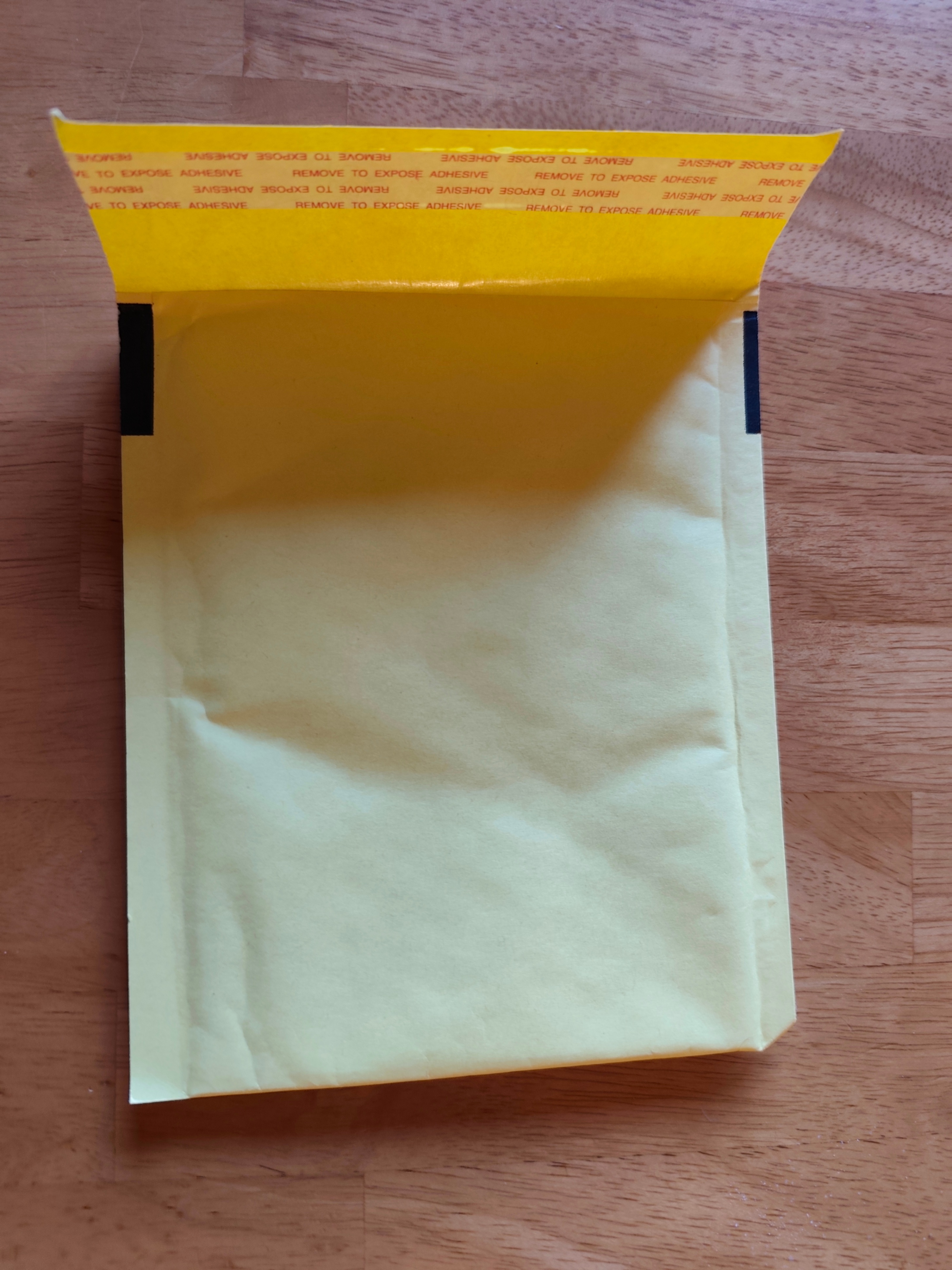 Bubble Mailers (Usable Size 5"x9"), Padded envelope