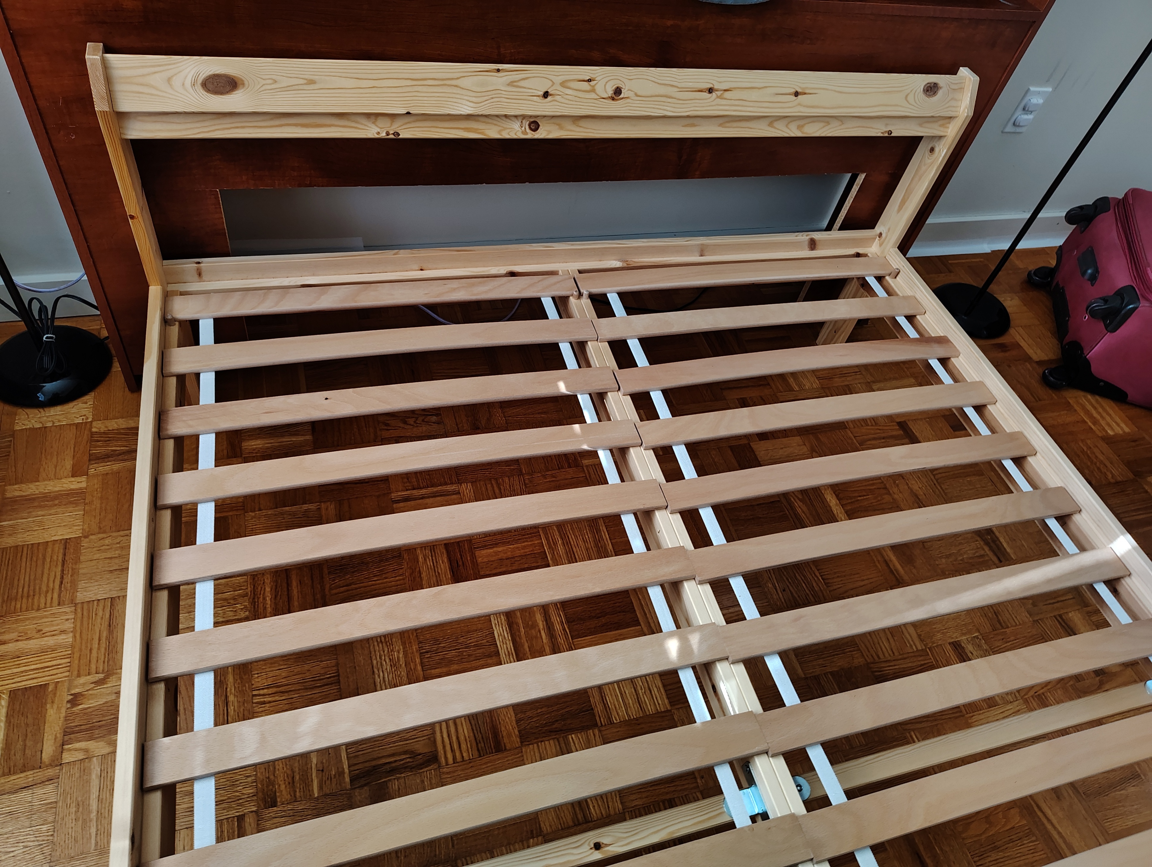 Bed frame - photo 2