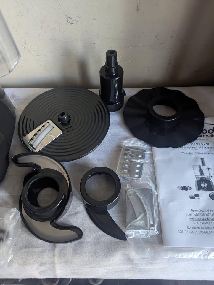 Food Processor, Brentwood 8-Cup 350w, to chop, slice, mix etc - photo 3
