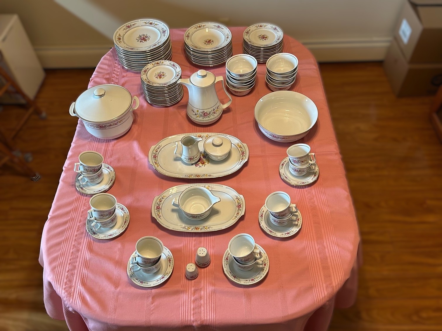 FINE CHINA SET (Setting for 12) - photo 4