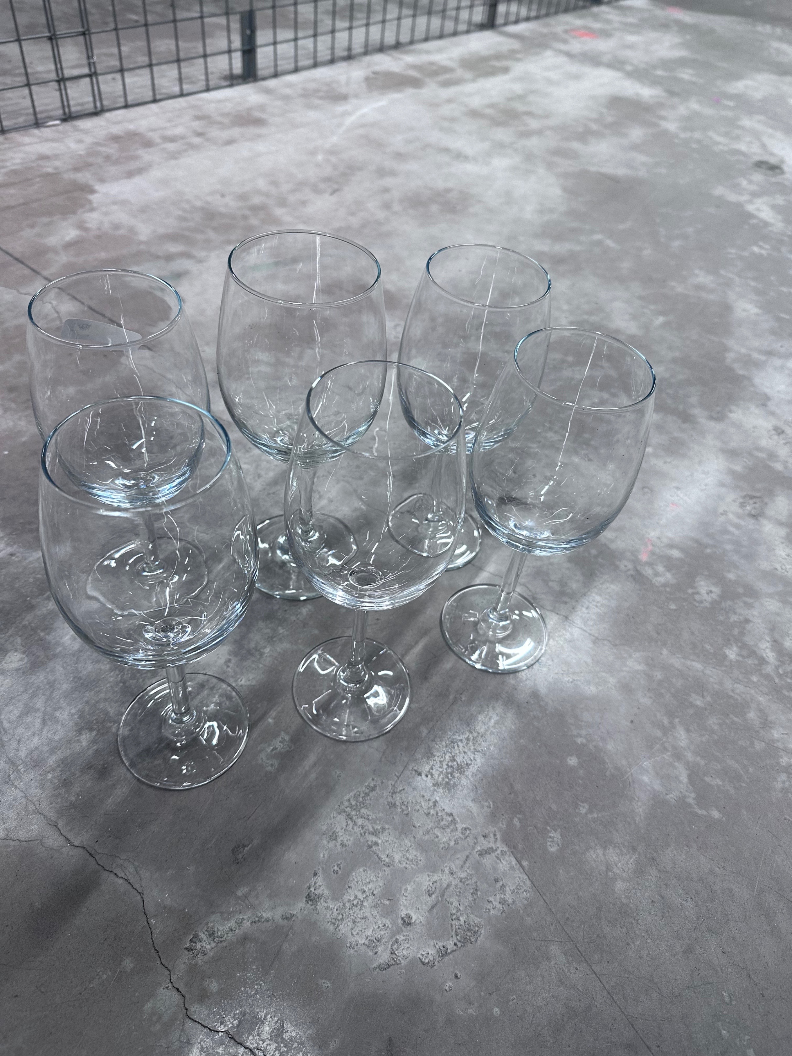 Set of 6 Wine Glasses