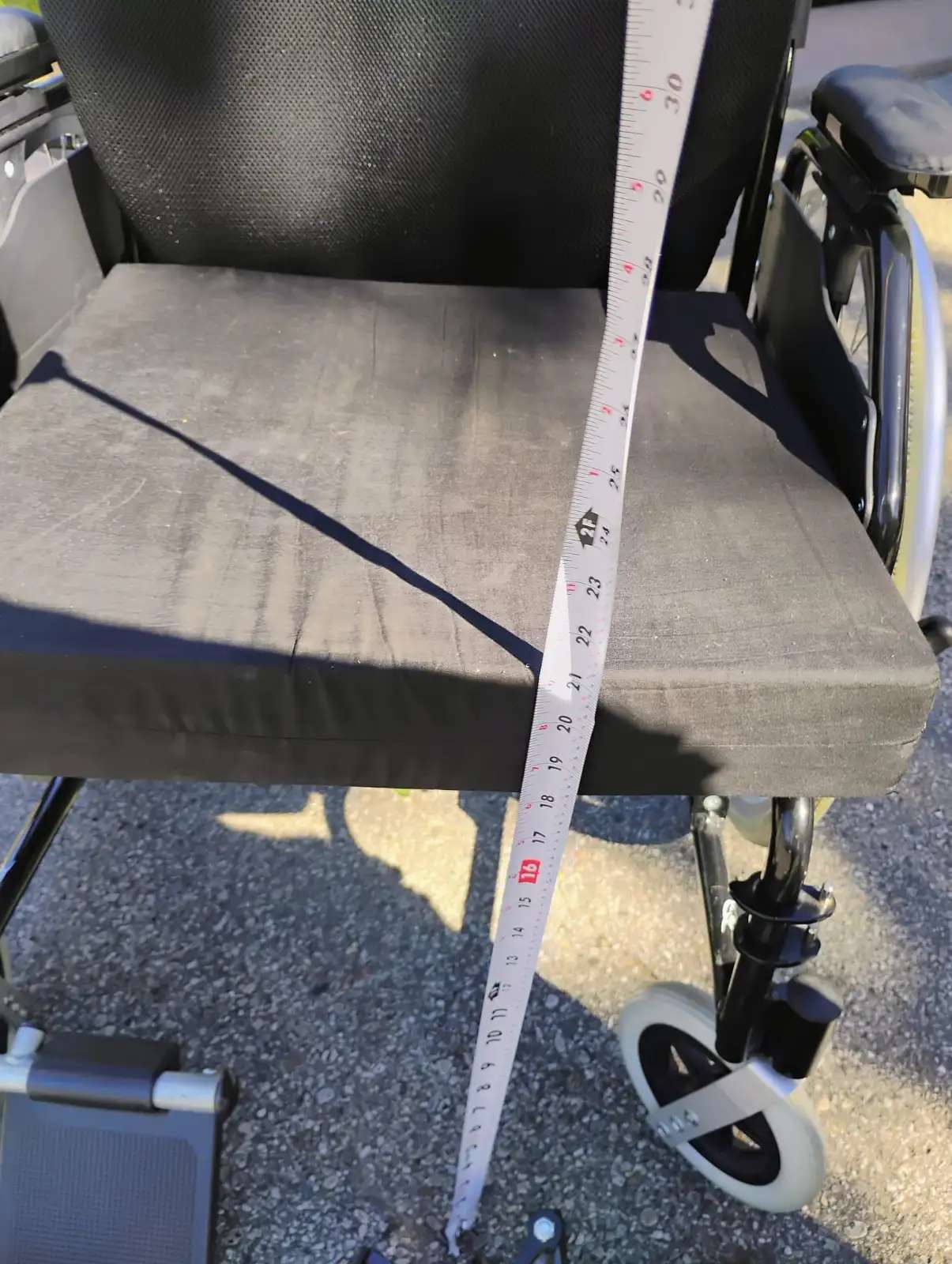 DRIVE Lynx Ultra Lightweight Wheelchair NEW!!! - photo 3