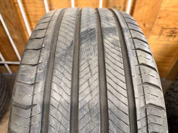 PAIR of 265/50/20 M+S Michelin Primacy A/S with 75% tread - photo 3