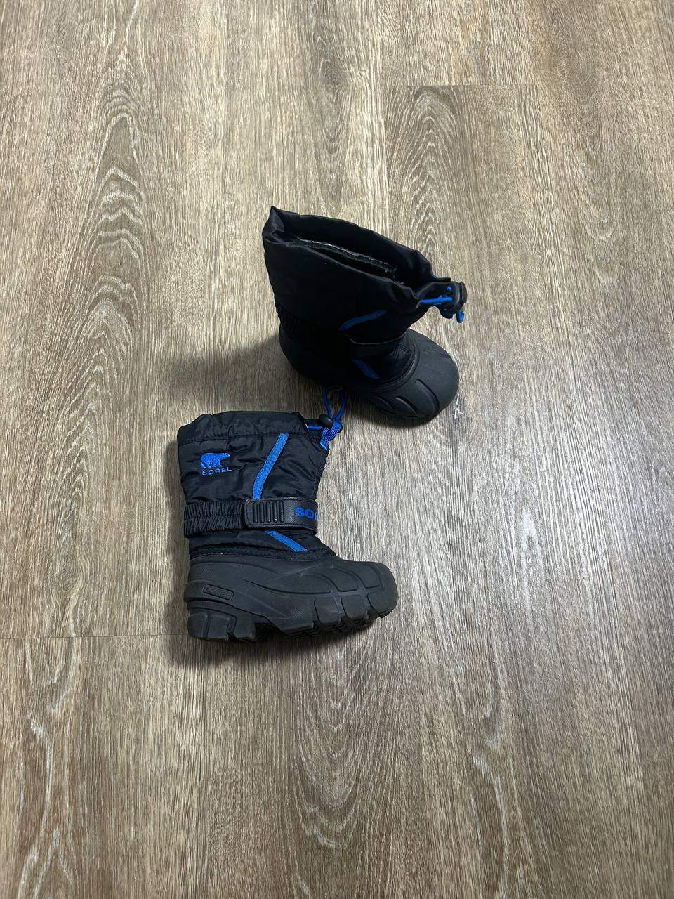 Sorel Kids winter Boots Size 7 - photo 2