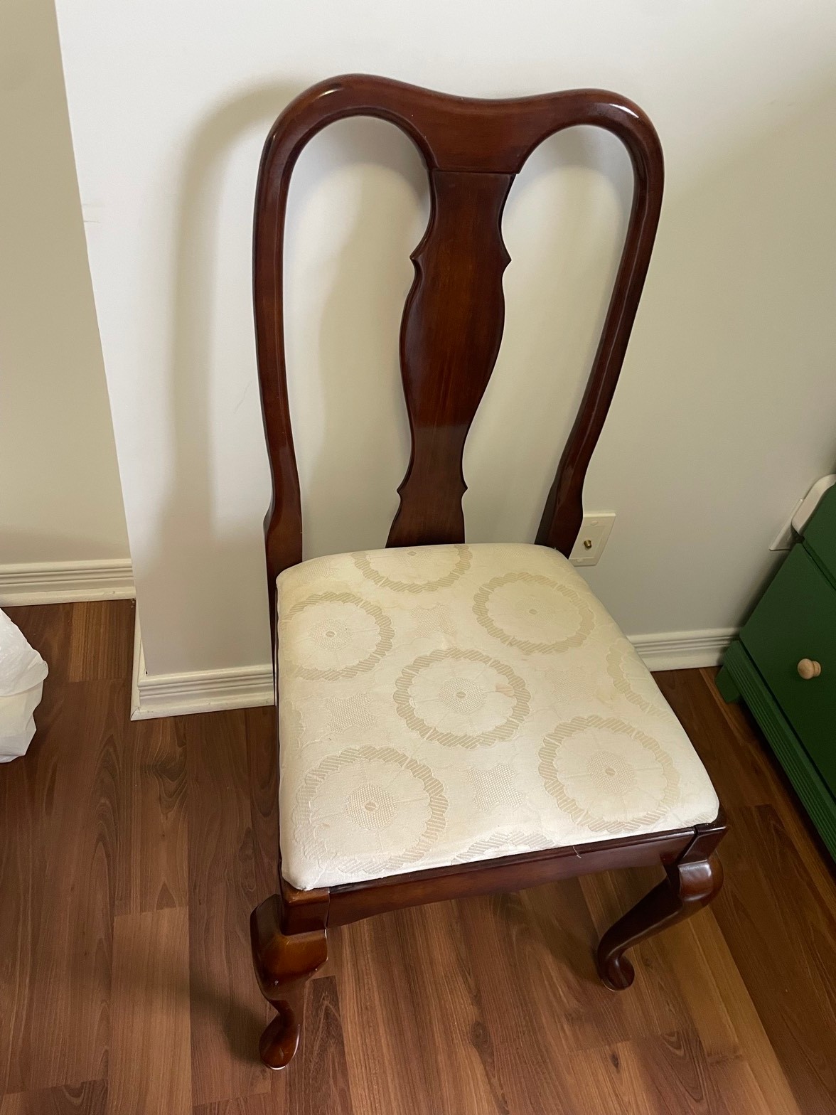Queen Anne Side Chair - photo 2