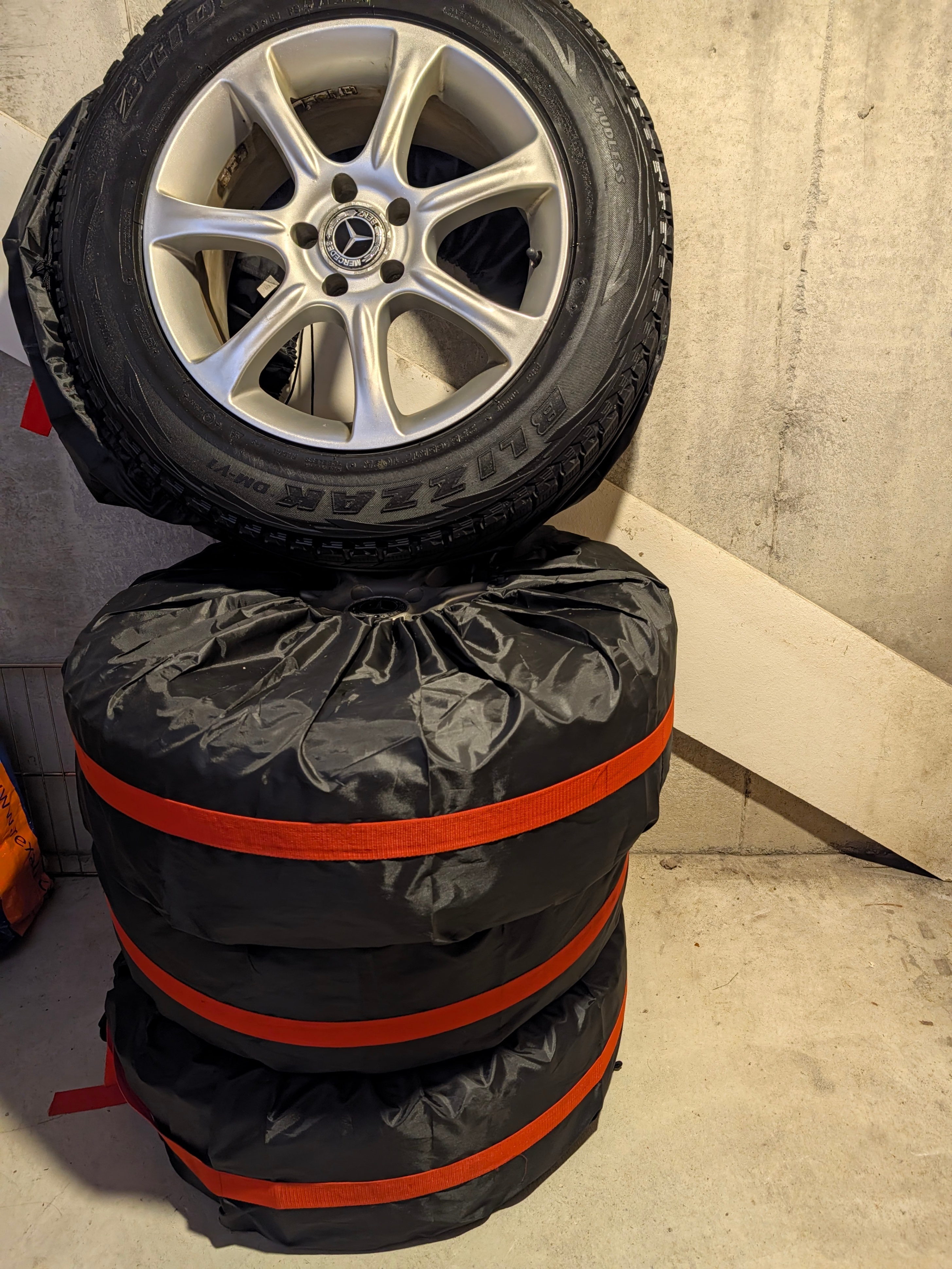 Bridgestone Blizzak Winter Tires on 17" ASA Rims - photo 2
