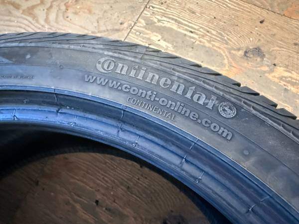 PAIR of 245/40/19 M+S Continental Conti pro contact with 80% - photo 5