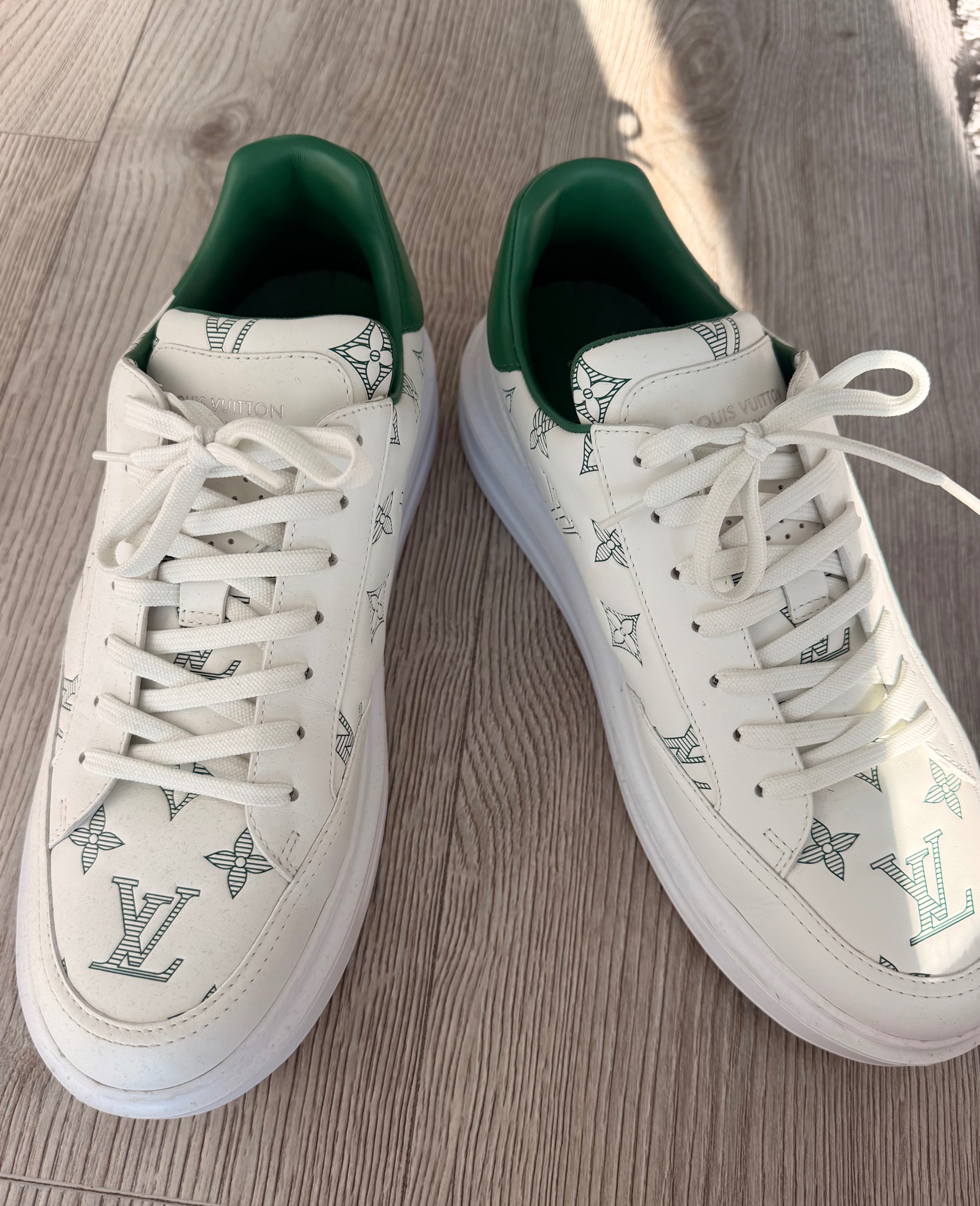 Louis Vuitton Sneakers, Men’s Size 7.5, White and Green Monogram