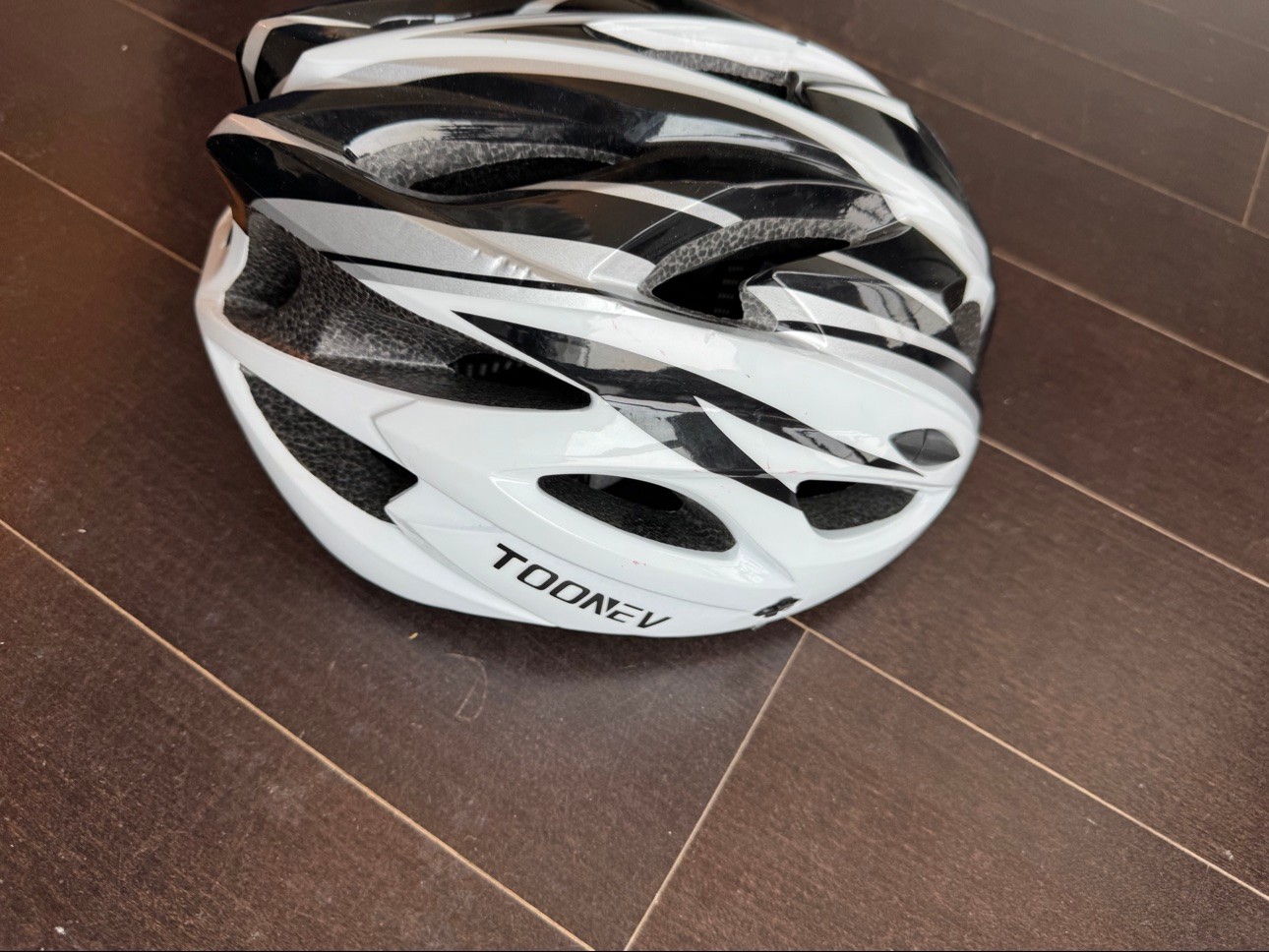 TOONEV Adult Bike Helmet (White/Black)