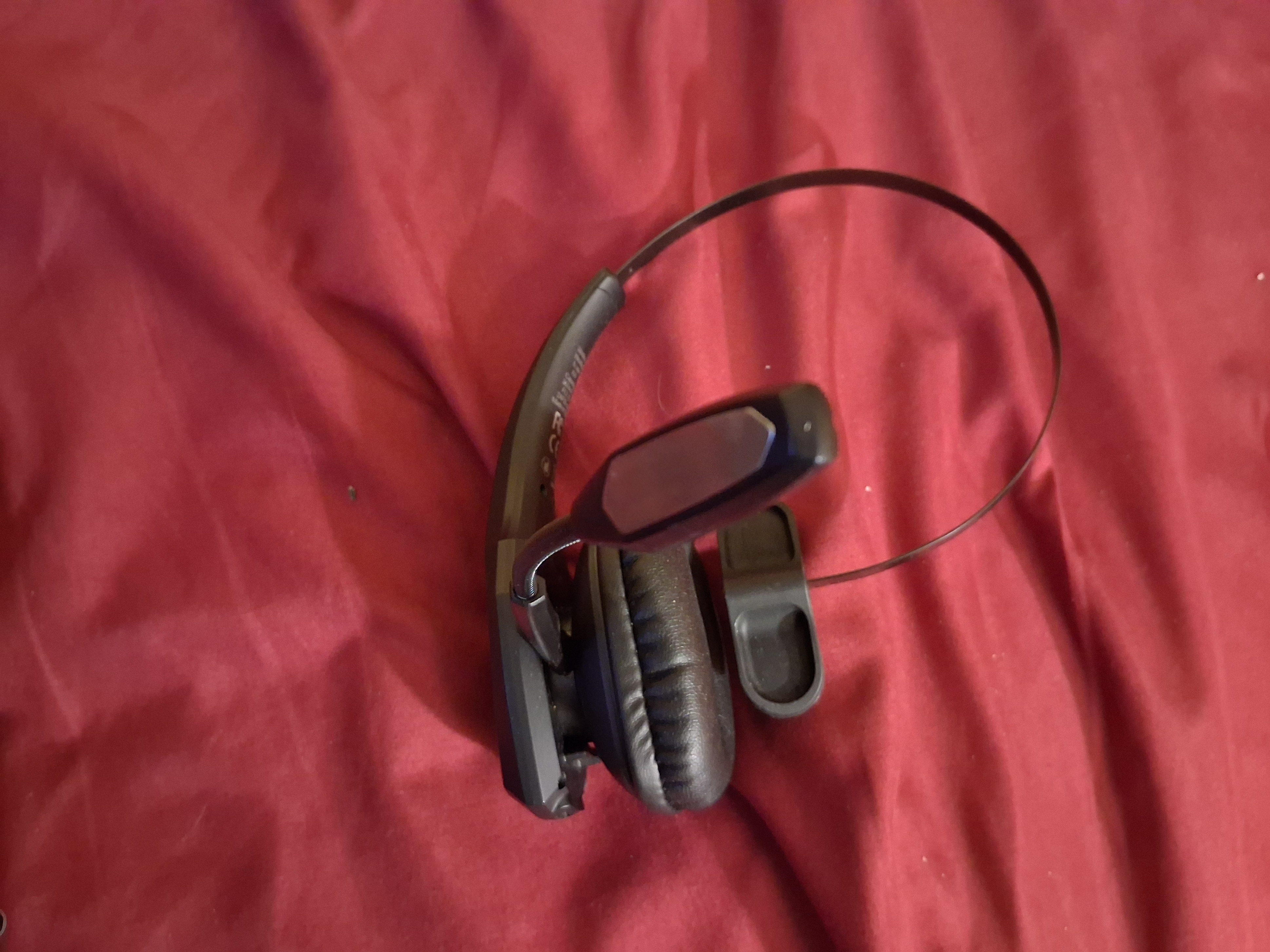 BLUE TOOTH WIRELESS HEADPHONES - photo 3