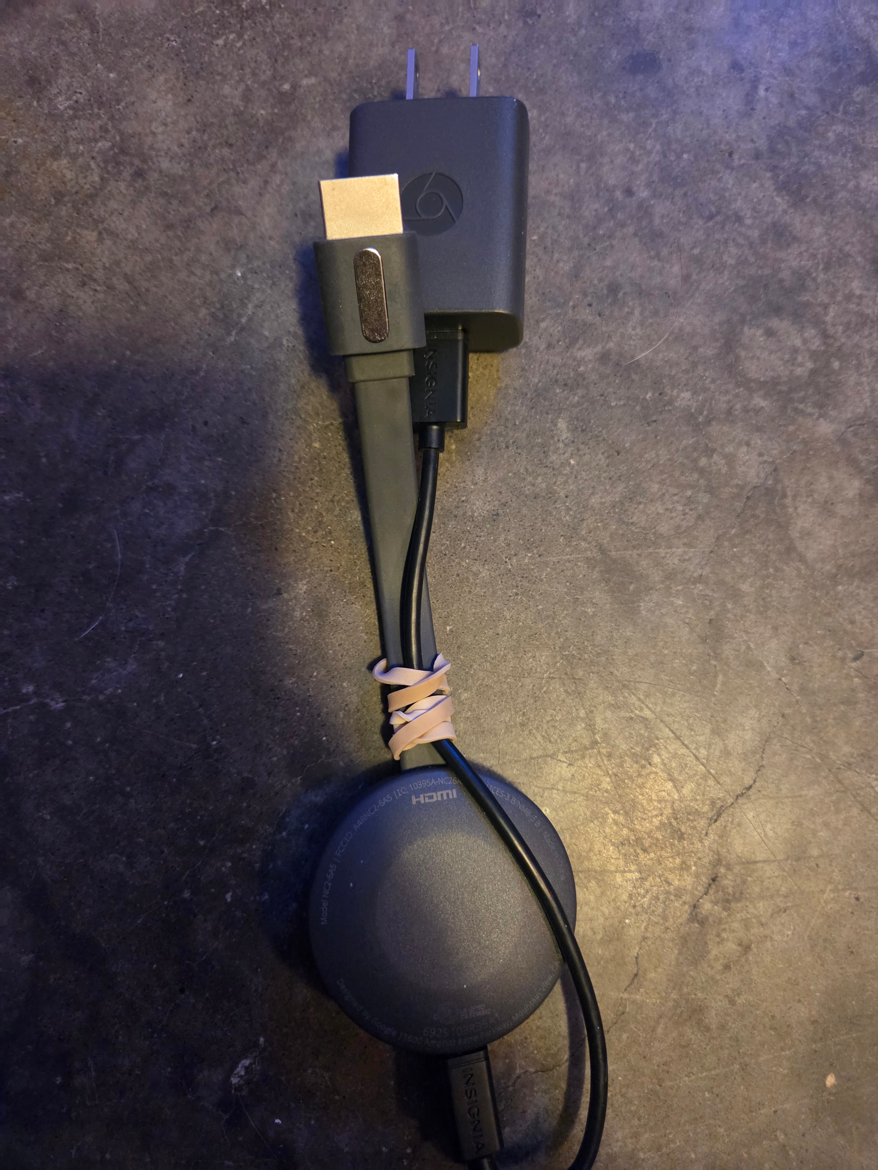 Google Chromecast NC2-6A5 Wireless 4K HDMI Wi-Fi Media Streamer… - photo 2