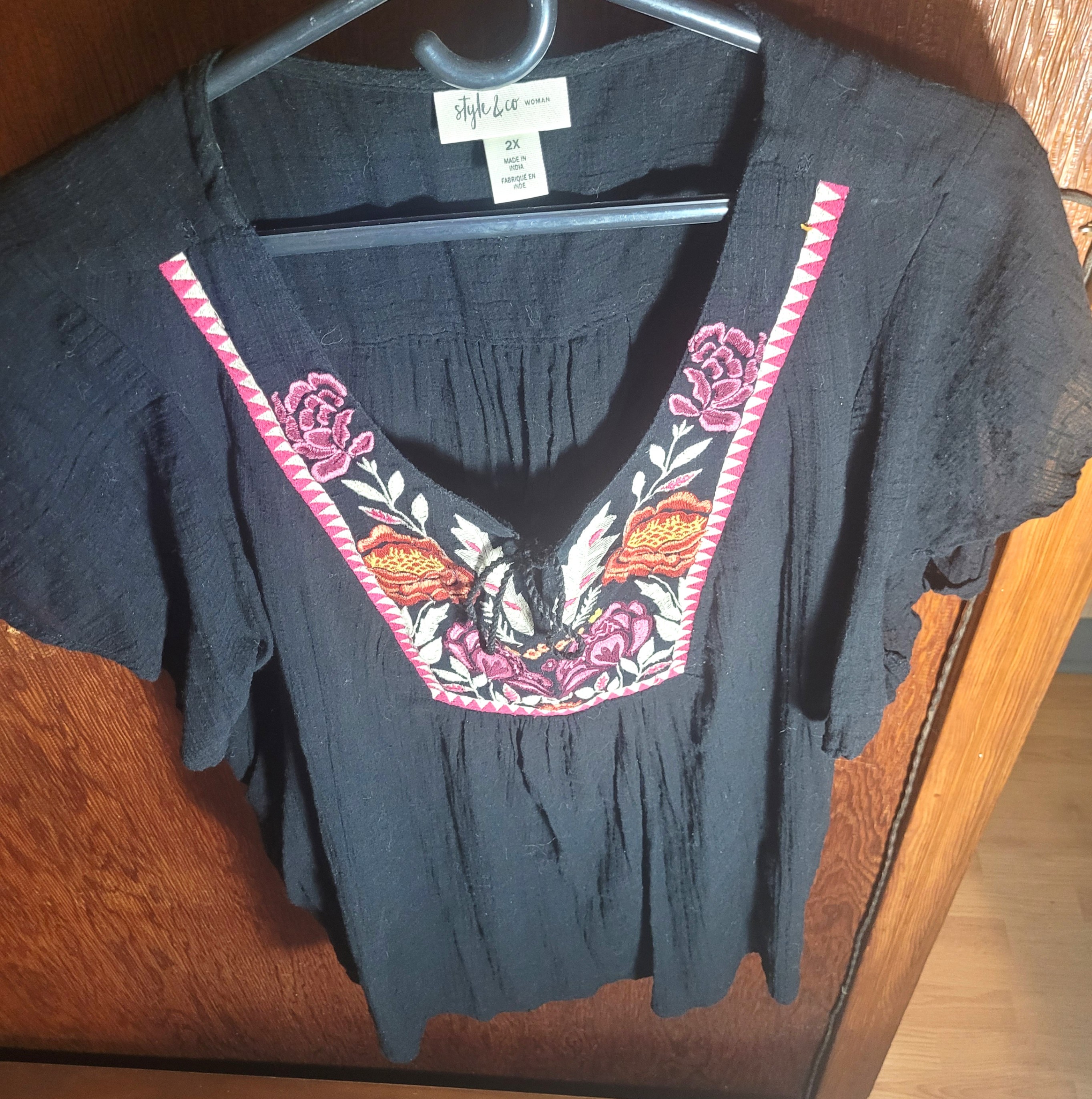 Style & Co Embroidered Floral Boho Black Size 2X Flutter Sleeve - photo 4