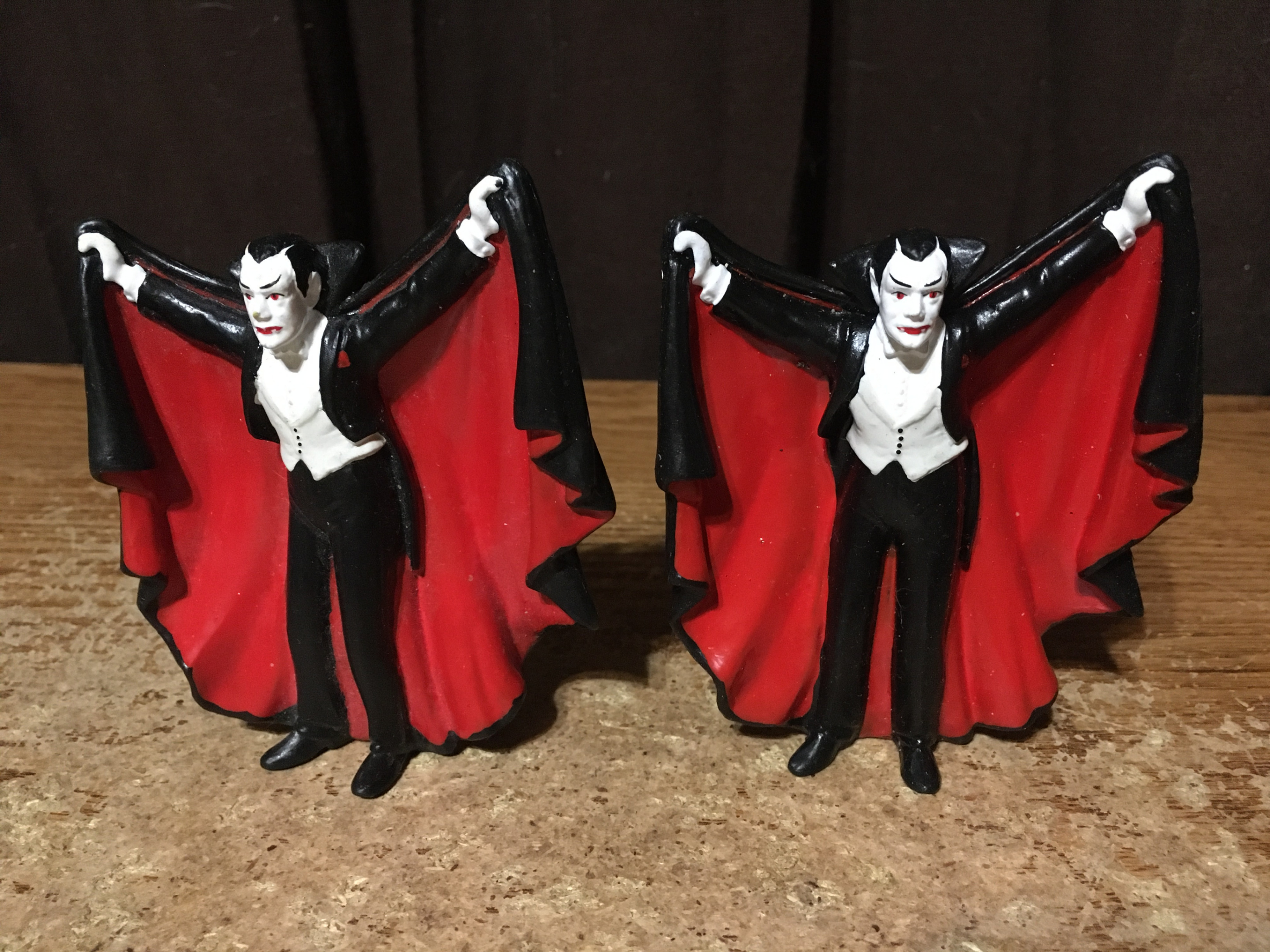 HALLOWEEN FIGURES LOT PVC DRACULA VAMPIRE WITCH SNOOPY FIGURES - photo 2