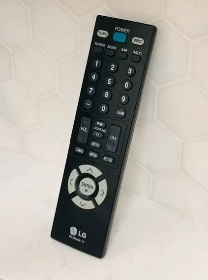 LG27'' Full HD 1080 TV Monitor with USB port  with Remote - photo 4
