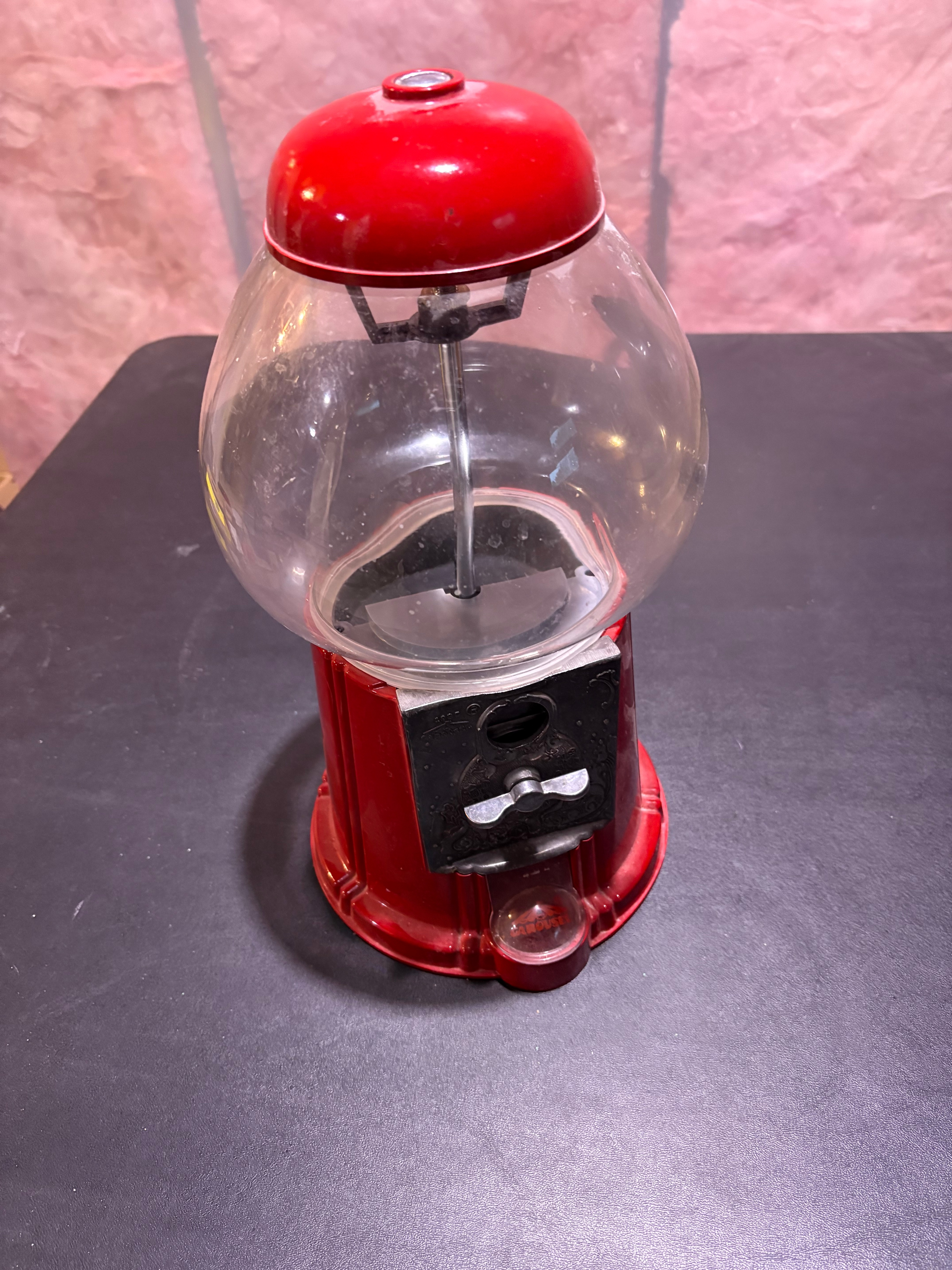 Carousel Gumball Machine King Size