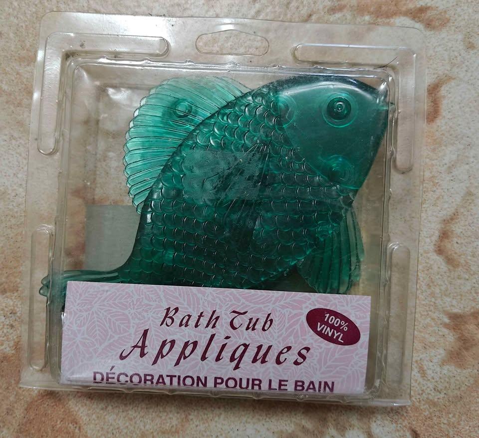 Vintage Green Fish Bathtub Appliques