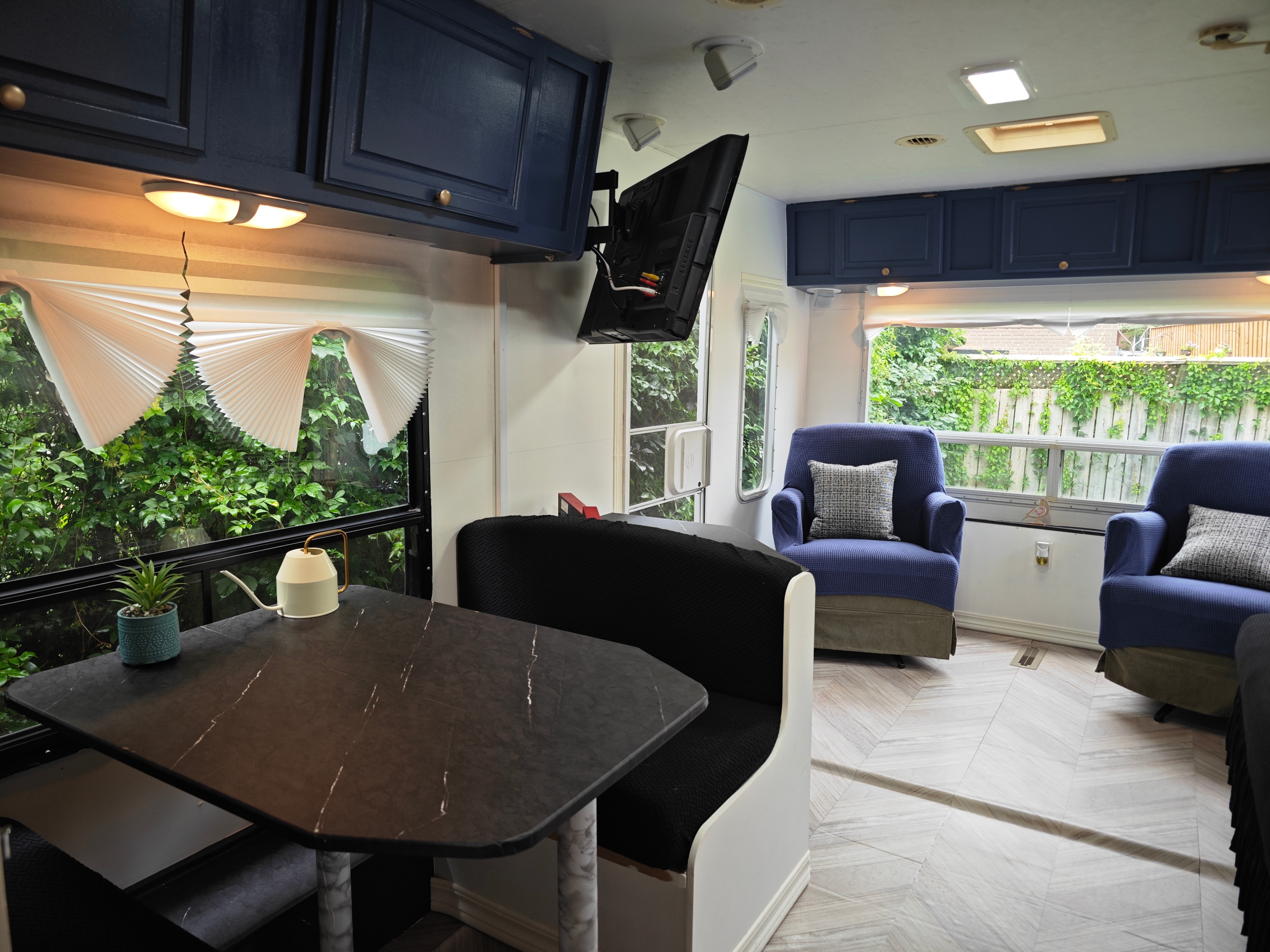 2025 Renovated Travel Trailer - photo 2