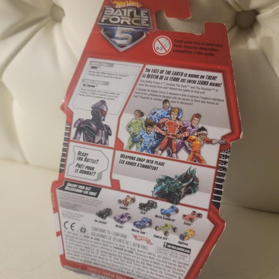 Hot Wheels Battle Force 5 The Zentner with Zurks Driver, New - photo 2
