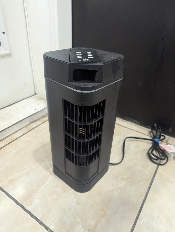 Cascade Pro 33 cm (13 in.) personal fan with remote control