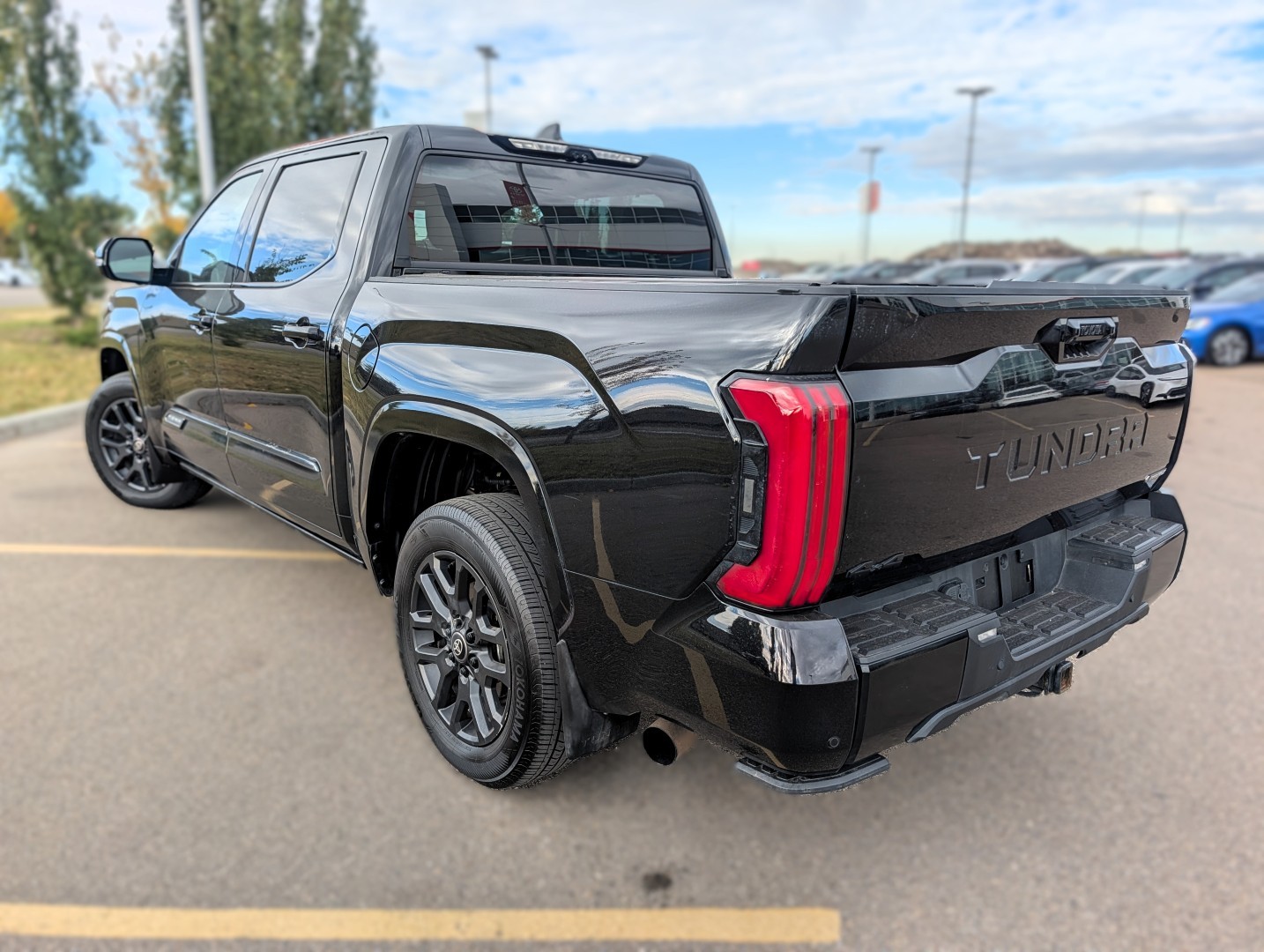 2025 Toyota Tundra Hybrid CrewMax Platinum - photo 5