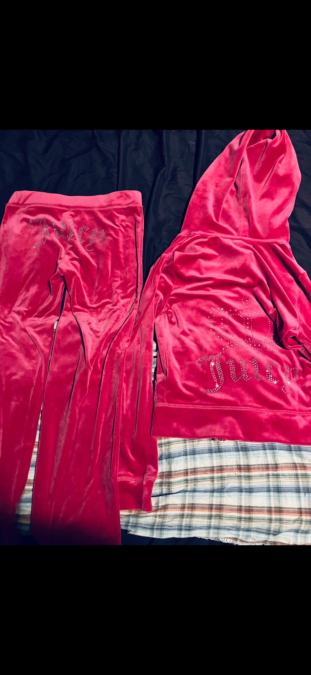 Size small: Juicy Couture Velour Tracksuit Set - photo 2