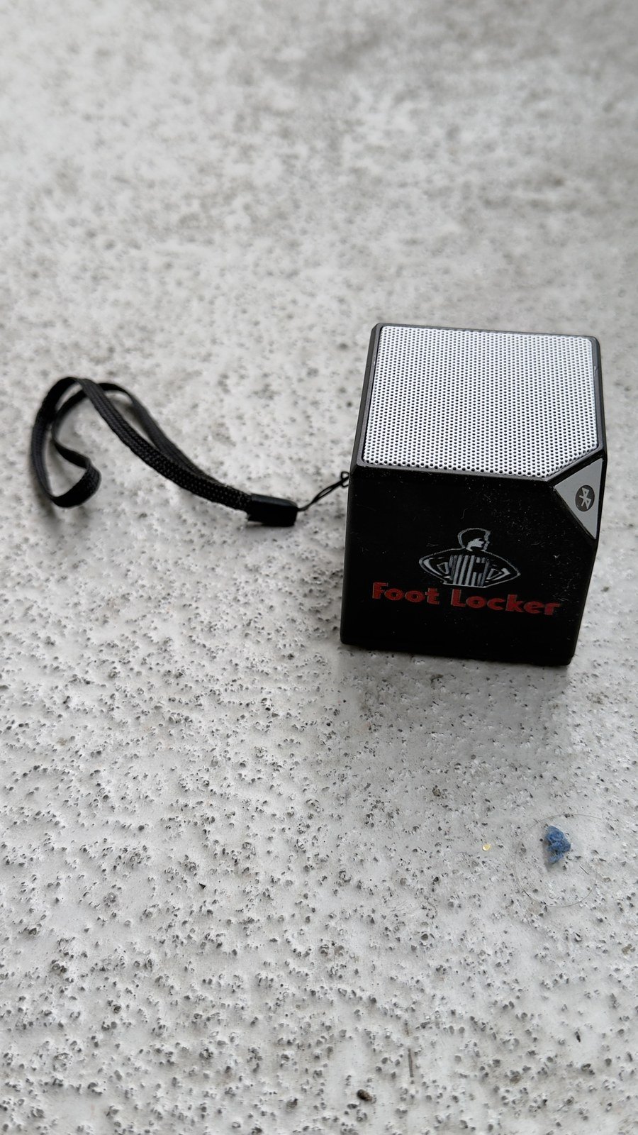 Foot Locker Mini Bluetooth Cube Speaker – Works, with Cable