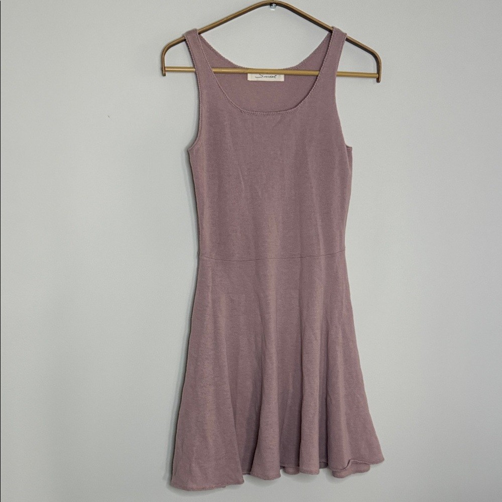 Chic Hazy Pink Wool Mini Dress
