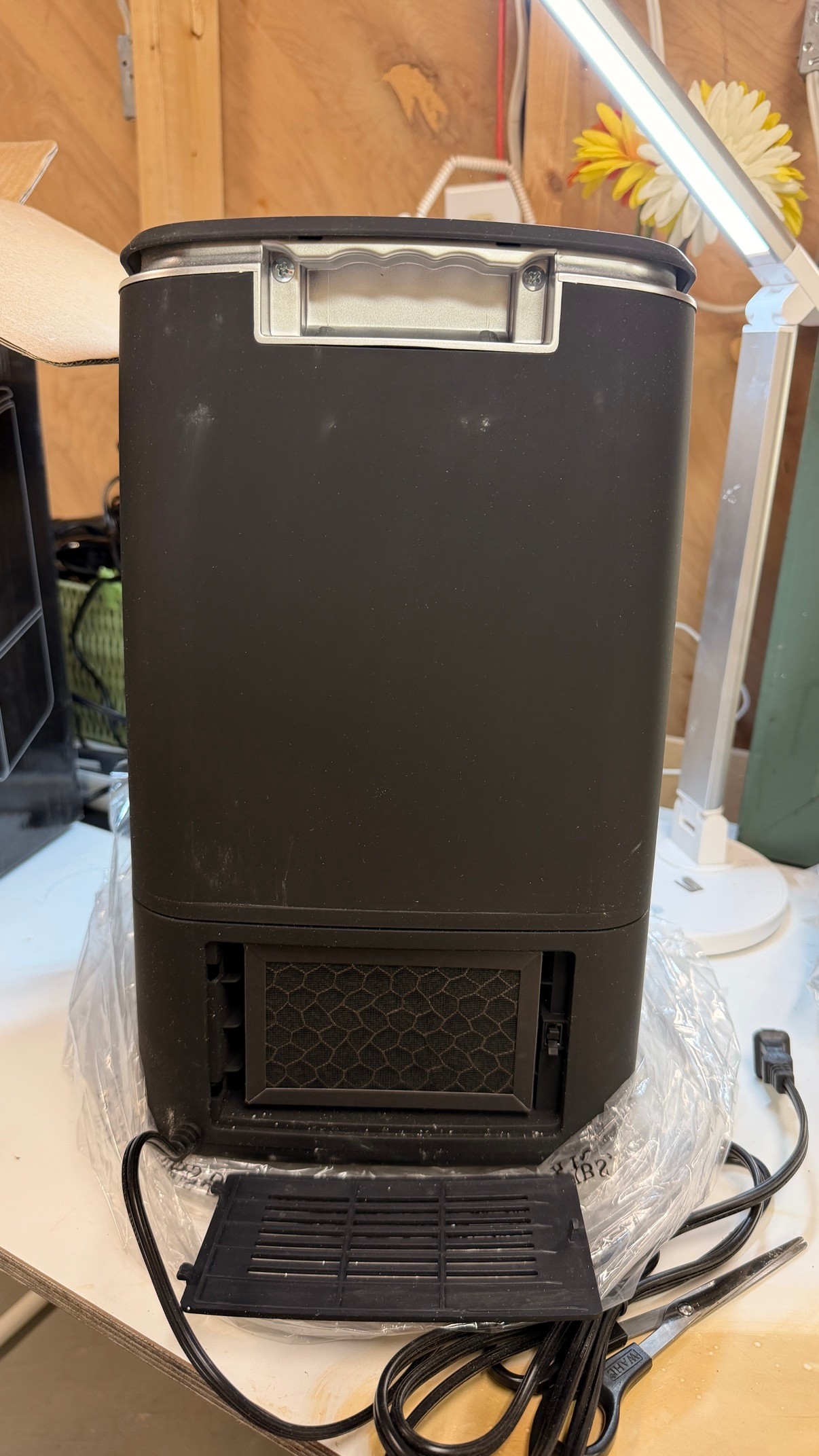 TaoTronics 5.5L Cool & Warm Mist Humidifier - Brand New - photo 3