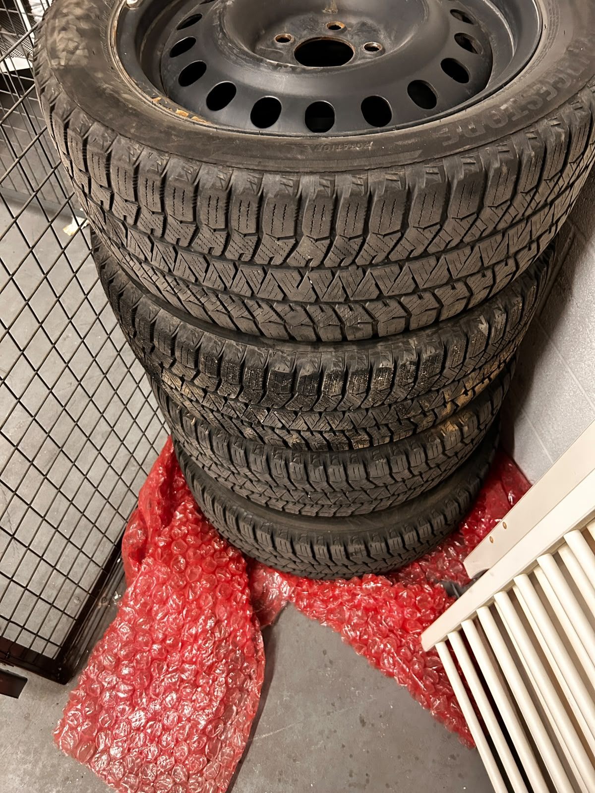 Set of 4 Bridgestone Blizzak WS90 Winter Tires - photo 5