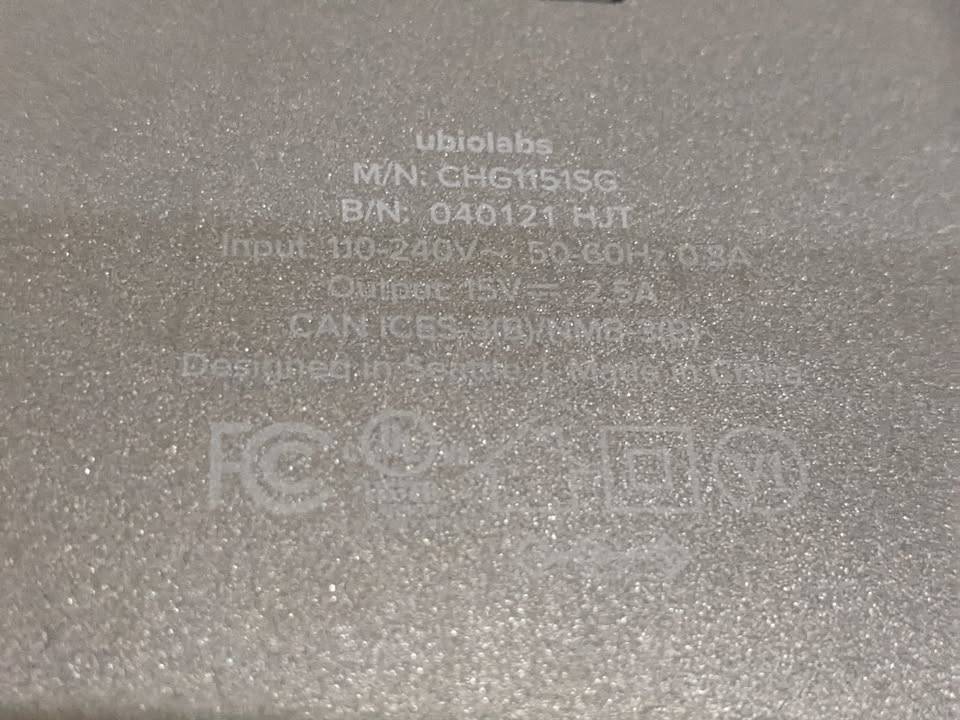 Ubio Labs 15 W Wireless Charging Pad - photo 5