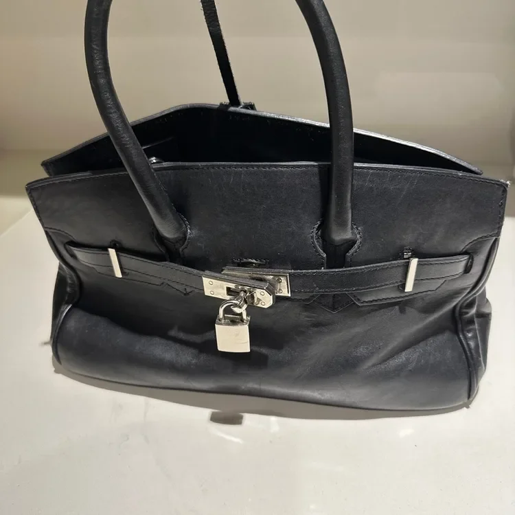 Black natural Leather Handbag