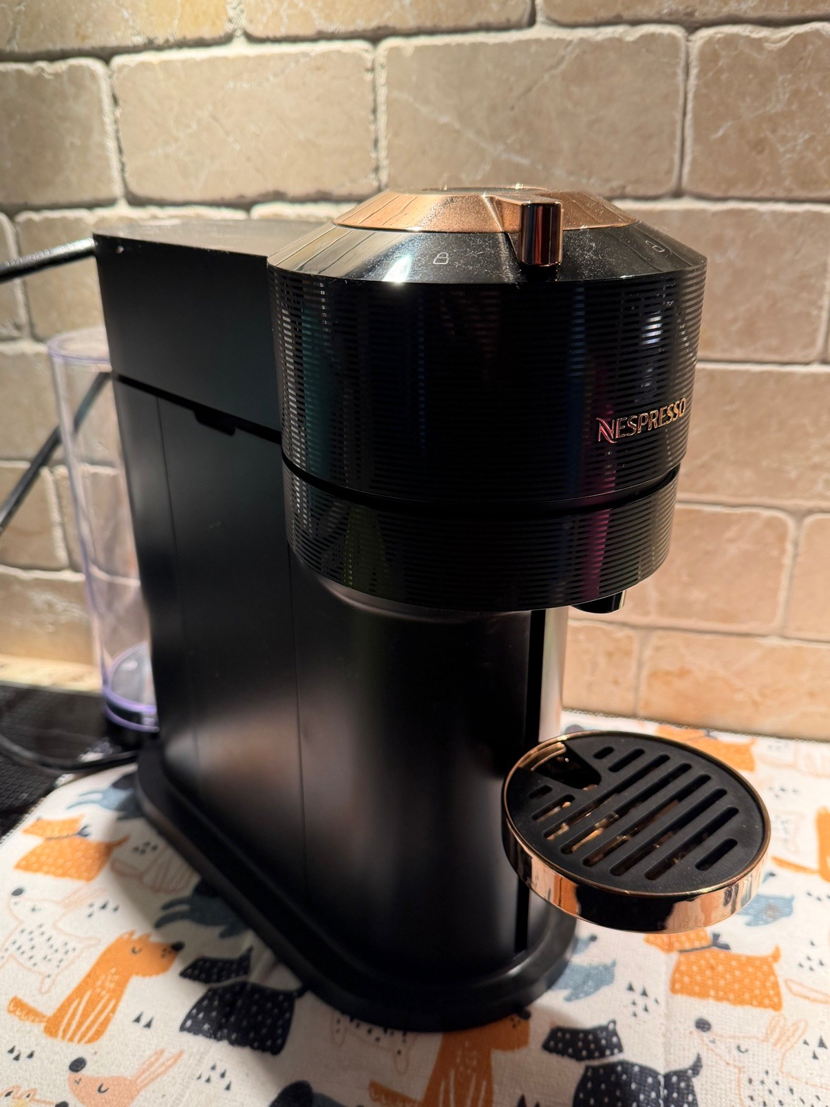 Nespresso Vertuo Next Premium – Black Rose Gold – Used <10 Times - photo 2
