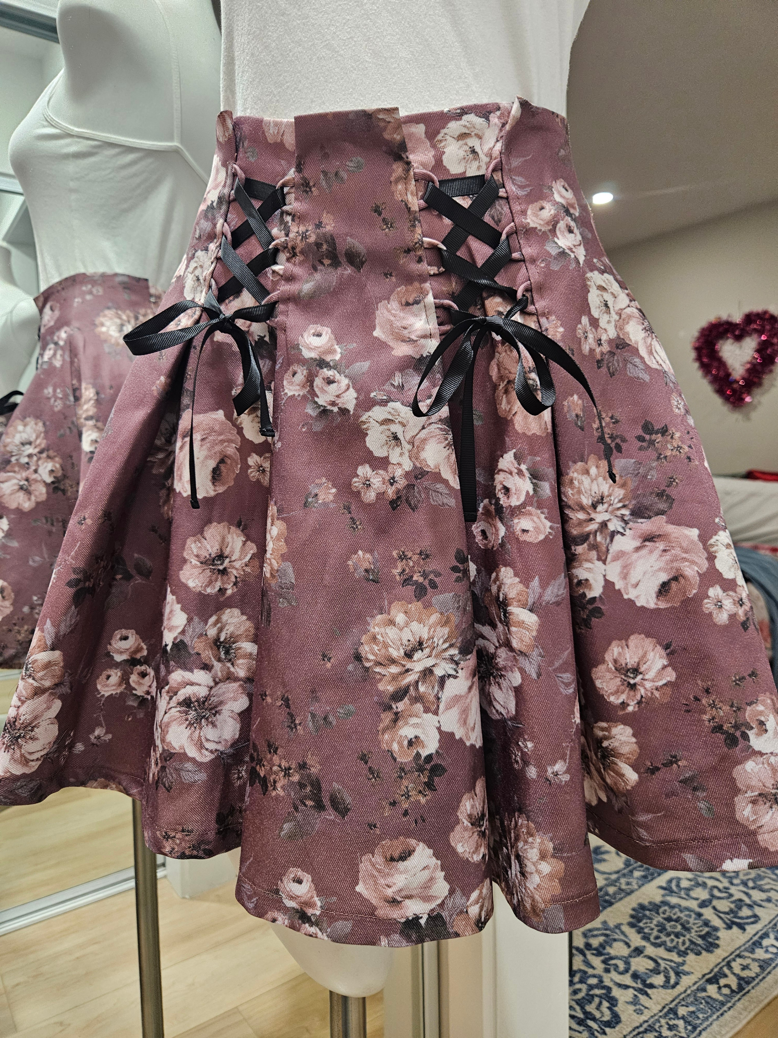 gothic lolita pleated skirt - photo 2