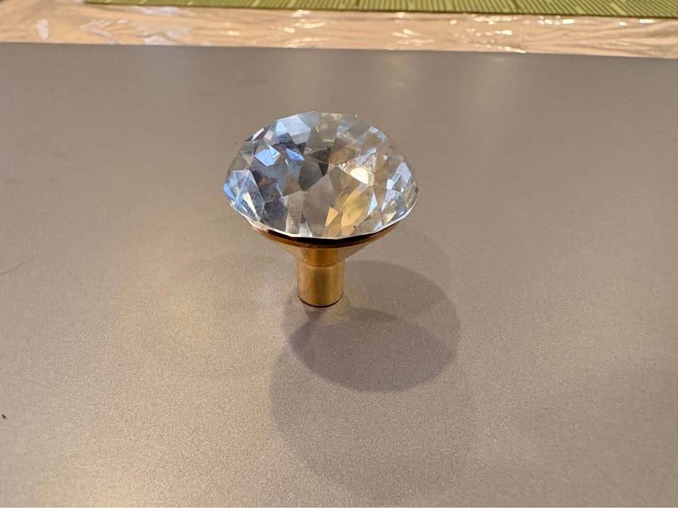 Set of 6 Crystal Cabinet Knobs